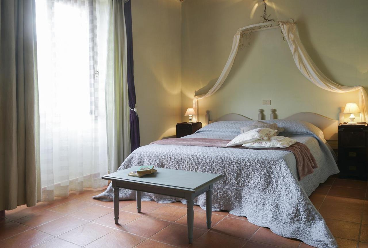 Locanda Degli Alberi Sassetta Luaran gambar