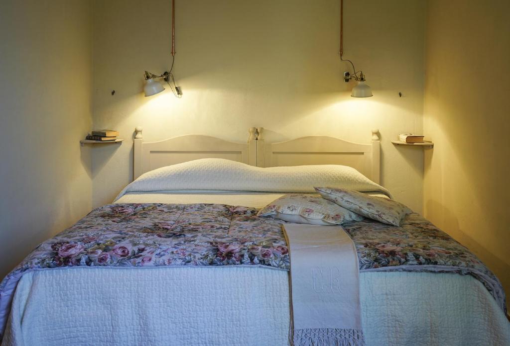 Locanda Degli Alberi Sassetta Luaran gambar
