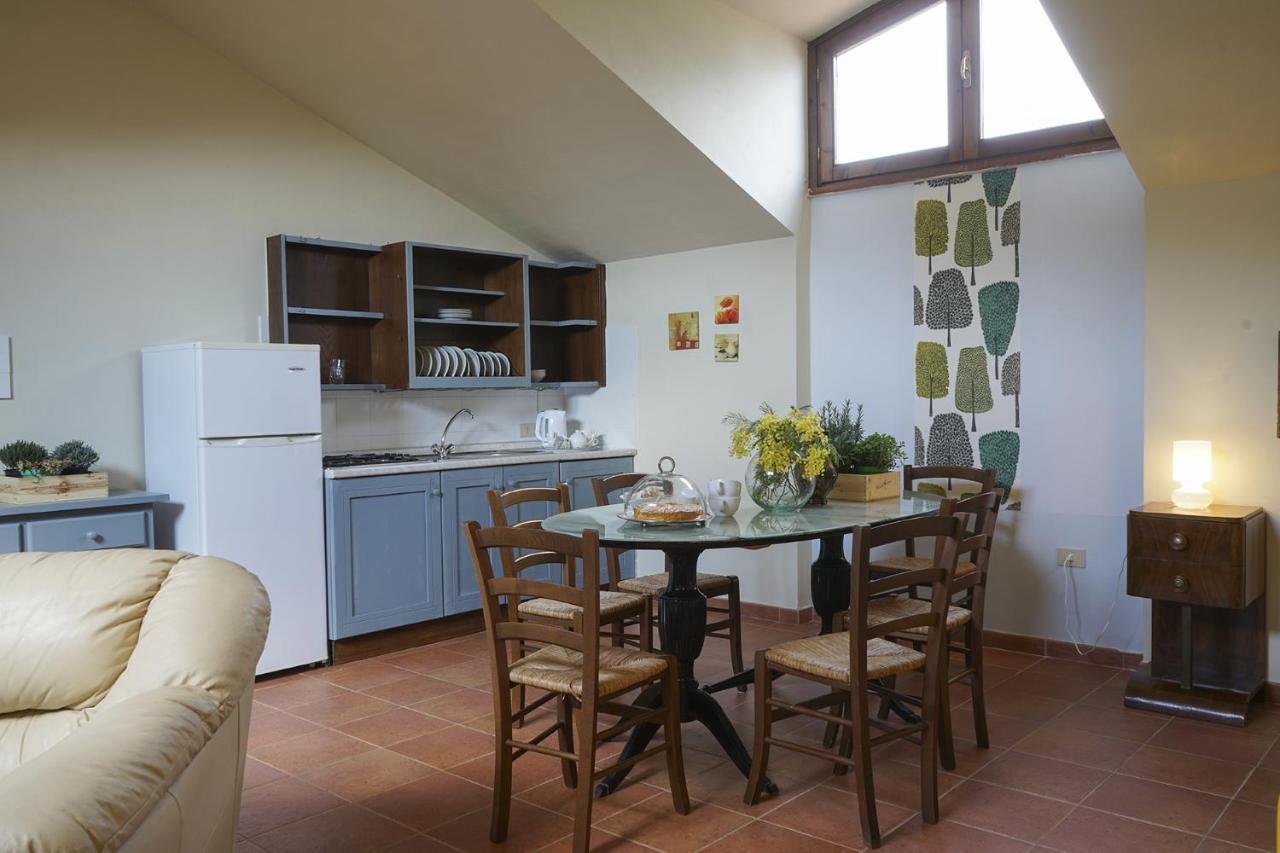 Locanda Degli Alberi Sassetta Luaran gambar