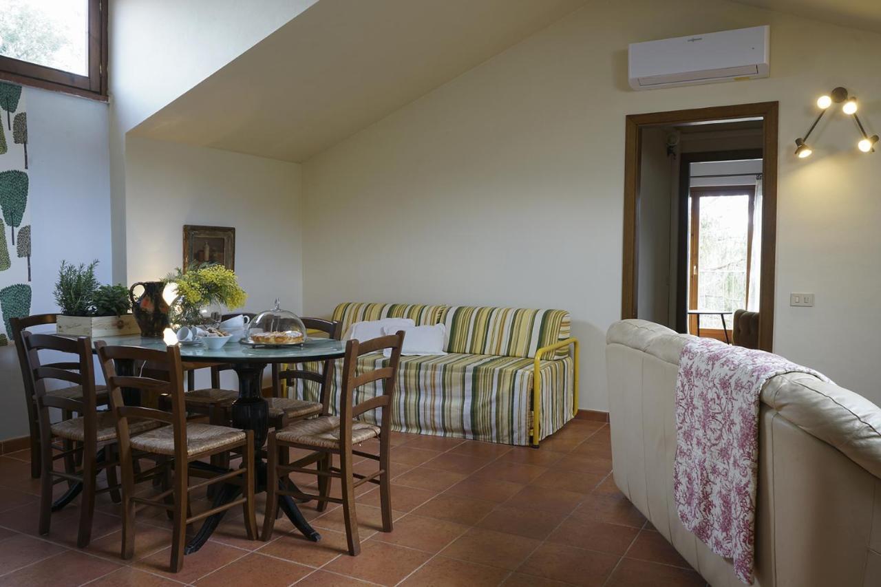 Locanda Degli Alberi Sassetta Luaran gambar