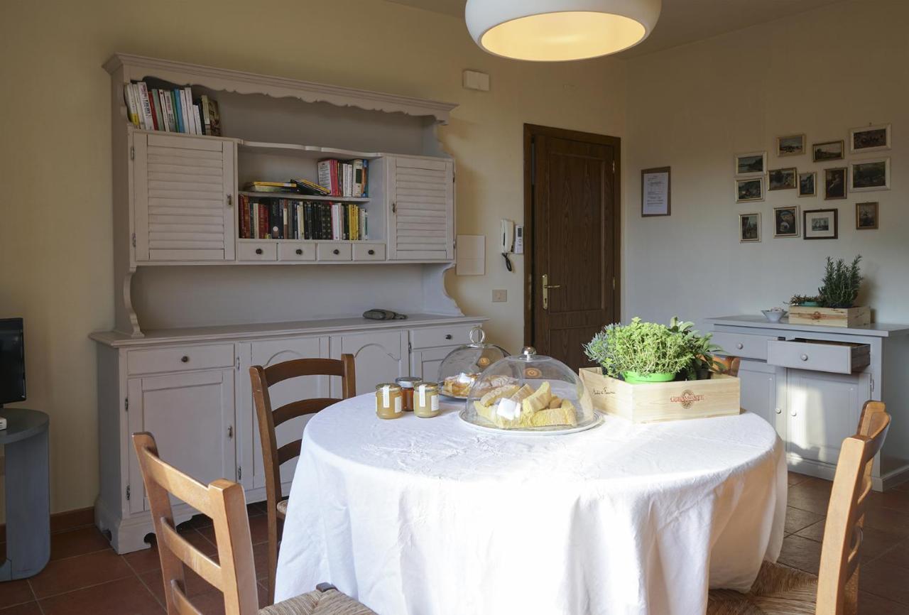 Locanda Degli Alberi Sassetta Luaran gambar
